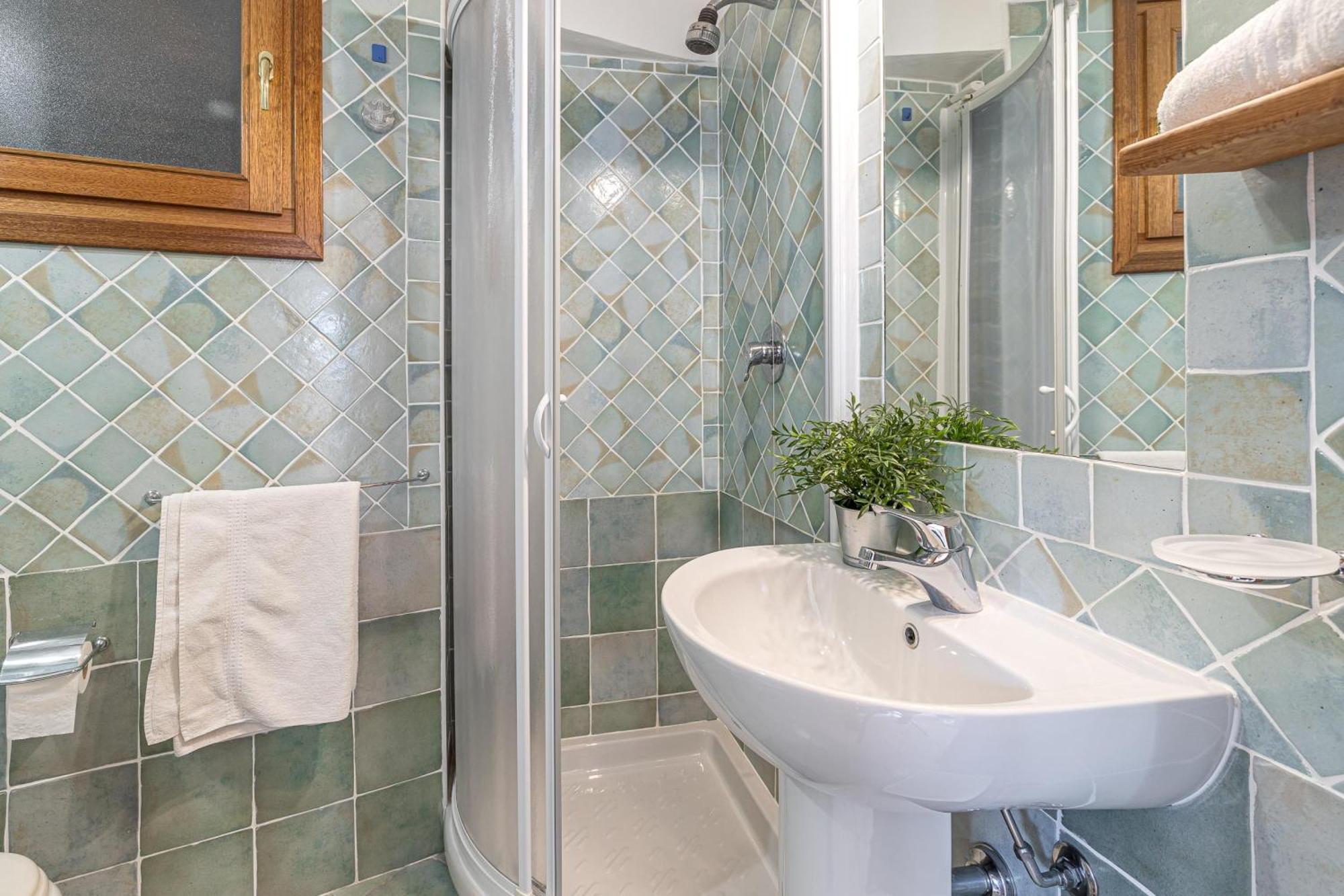 Villetta Franca 100M From The Beach - Happy Rentals Golfo Aranci Bagian luar foto